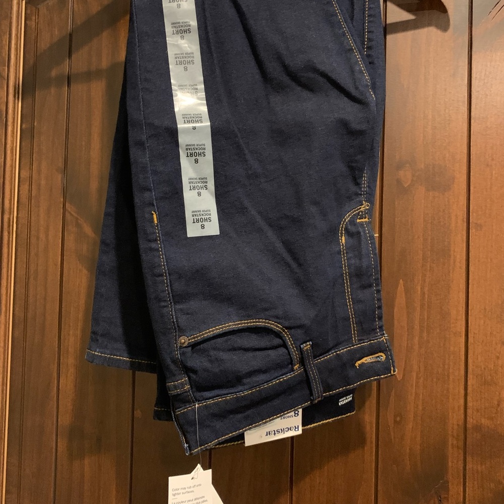 Old Navy Size 8 Short Rockstar Super Skinny Jeans - Dark wash NWT